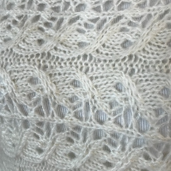 ๐ Beautiful Plus Size Sweater ๐ - Picture 3 of 6